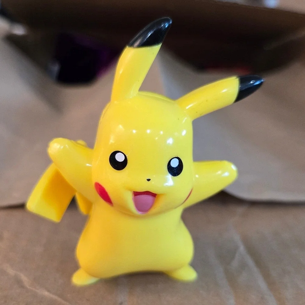 Pokemon Pikachu Action Figure Yellow Interactive Toy 412362 08/21 Nintendo